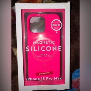 IPHONE 15 Pro Max silicone MagSafe Hot Pink Case